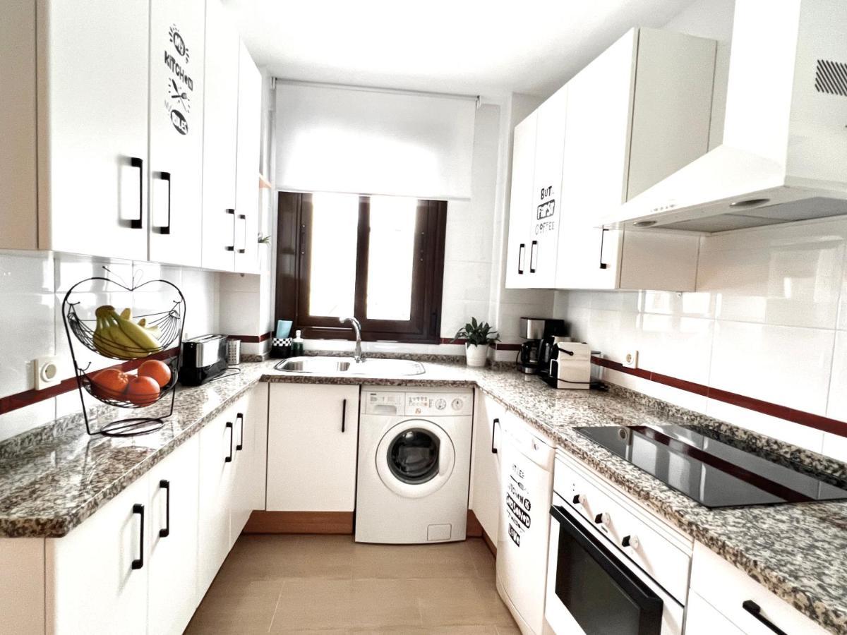 Teodosio Apartment Free Parking & Central Ac Sevilla Exterior foto