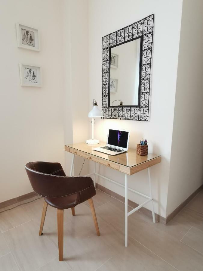 Teodosio Apartment Free Parking & Central Ac Sevilla Exterior foto